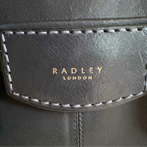 Radley London Burnham Beeches Medium Flapover – Dark Navy Dust Bag - Picture 2 of 13